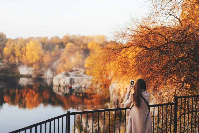 Warm Places to Visit in November in USA